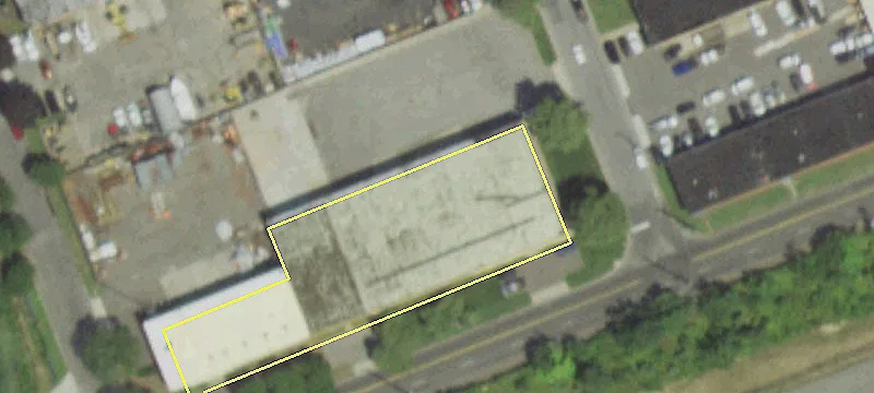 105 Edison Ave