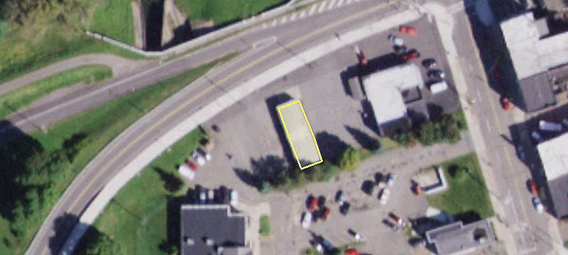 8 Conklin Ave