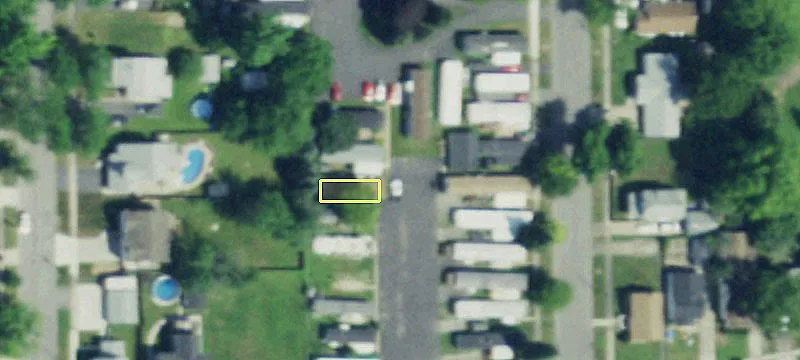 9414 Cayuga Dr