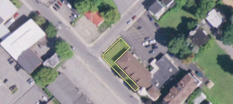 83-85 Guy Park Ave