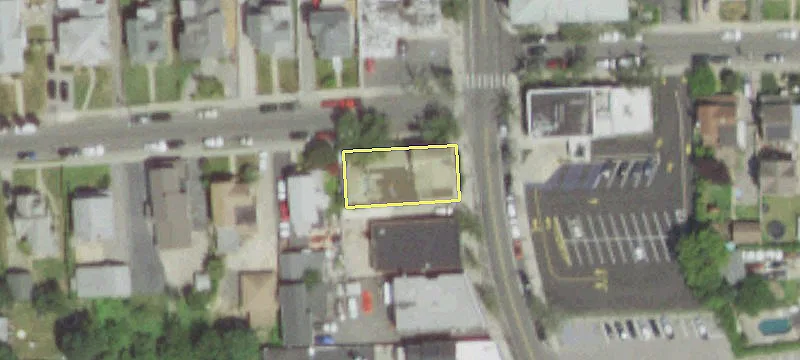 131-33 Doughty Blvd