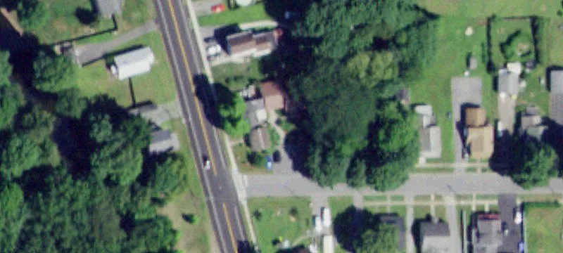 44 Feeder St