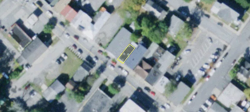 100 Main St