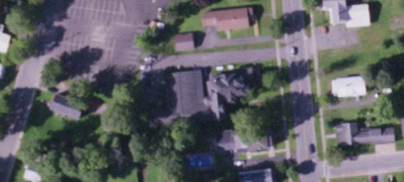 128 Main St
