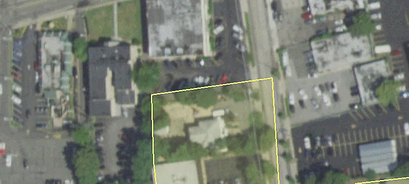 155 Merrick Rd