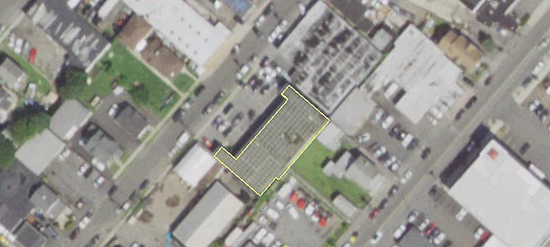 426 Ctr Ave