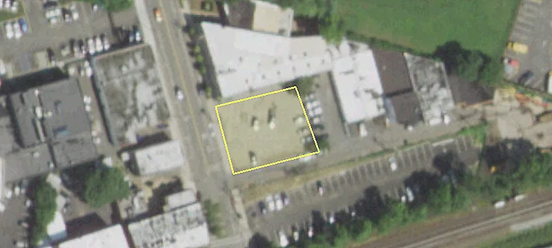 77 Tyson Ave