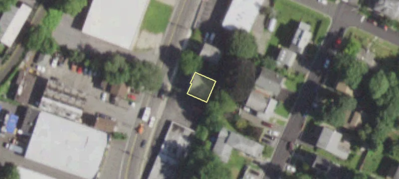 124 Central Ave