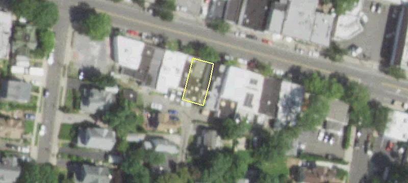 172 Main St