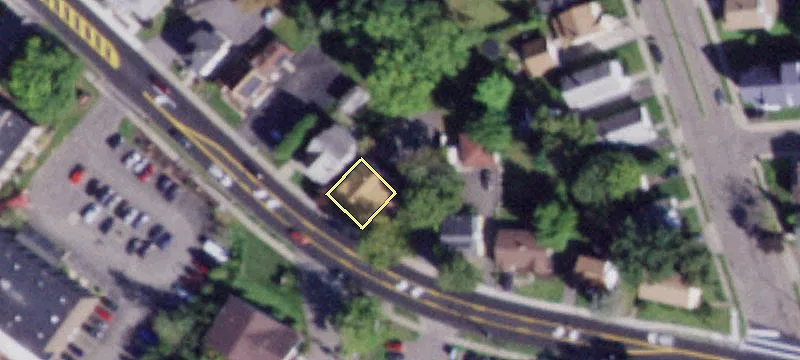 257 Riverside Dr