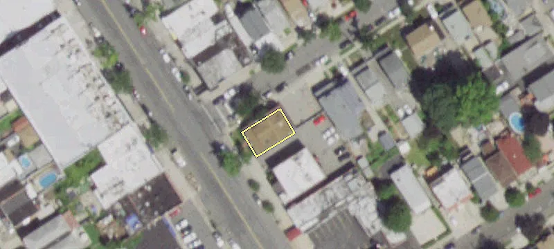 3485 Tremont Ave