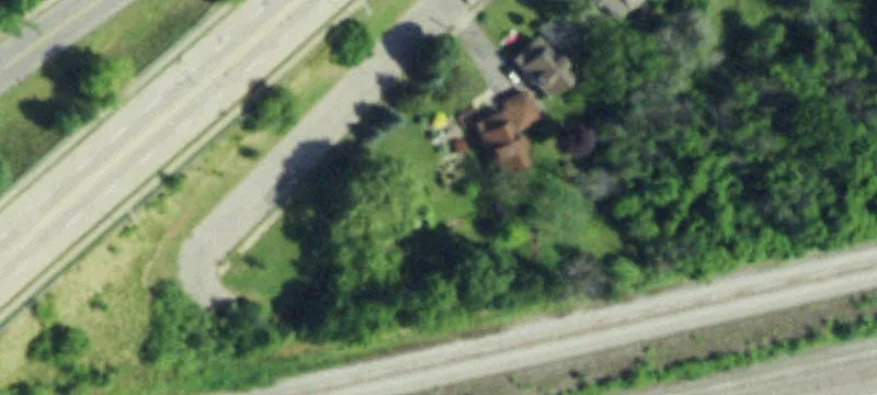 2168 Ctr Ave