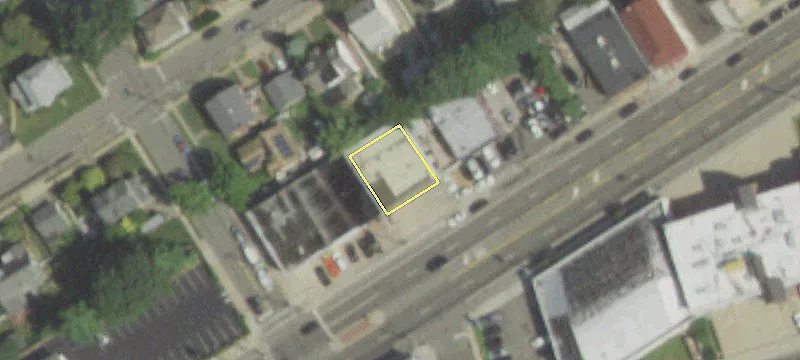 2215 Jericho Tpke