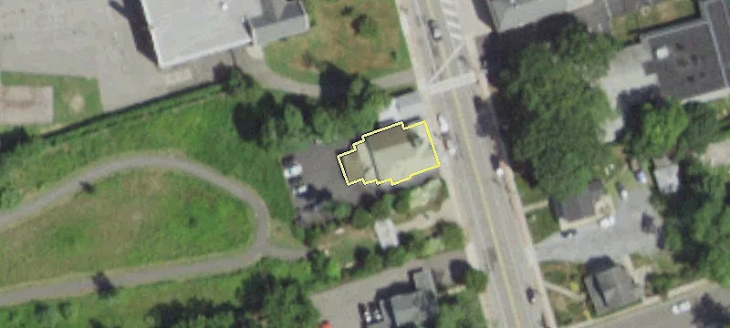 204 Blue Pt Ave