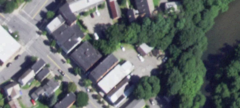 87 Main St