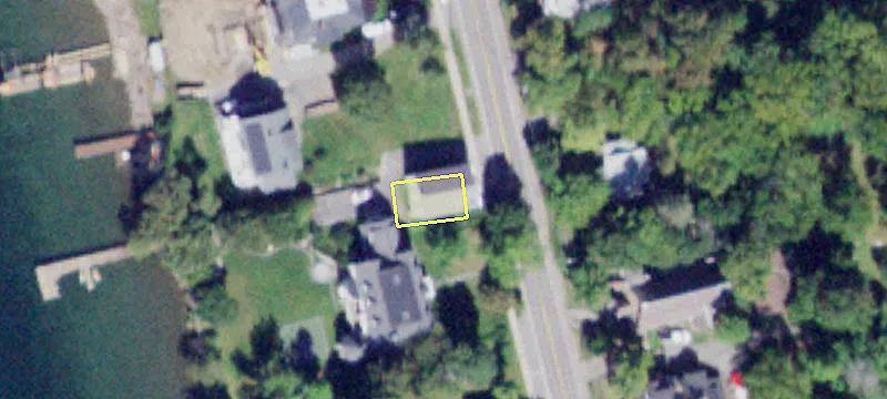 325 Main St