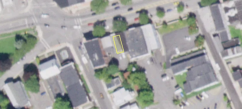 552 Main St