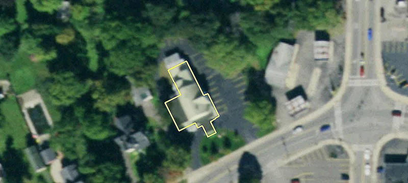 21 Pierce Ave