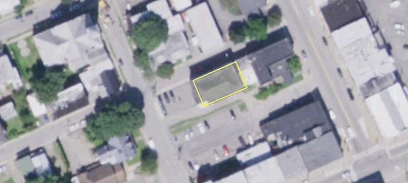 13-17 Division St
