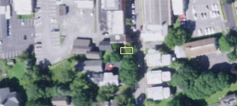 18 Williams St