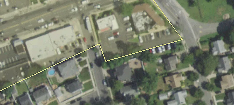 135 Merrick Rd