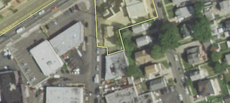 26 Denton Ave