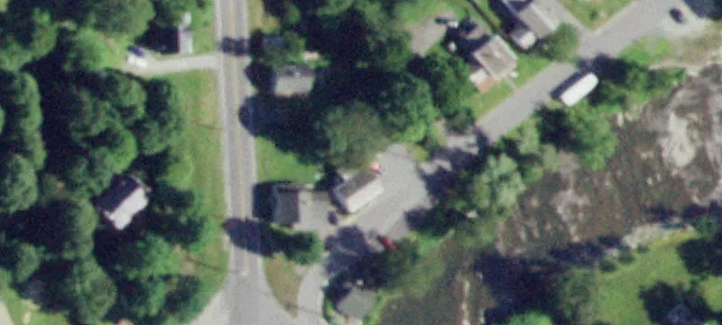 5 Riverside Dr