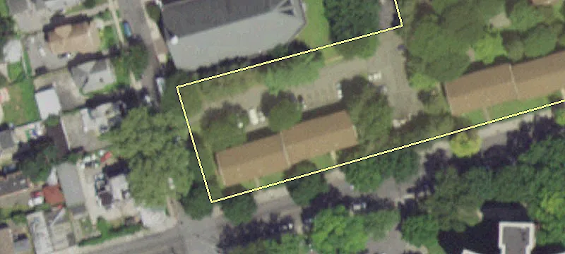 156 8th Ave