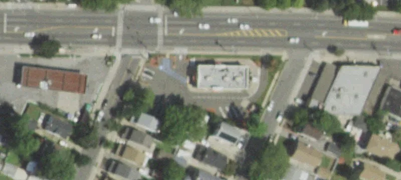 1625 Hempstead Tpke