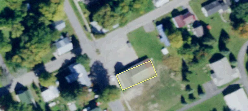 21 Fenton St