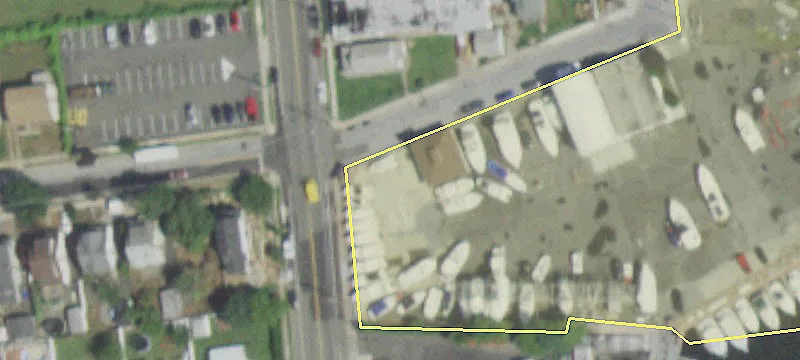 435 Main St
