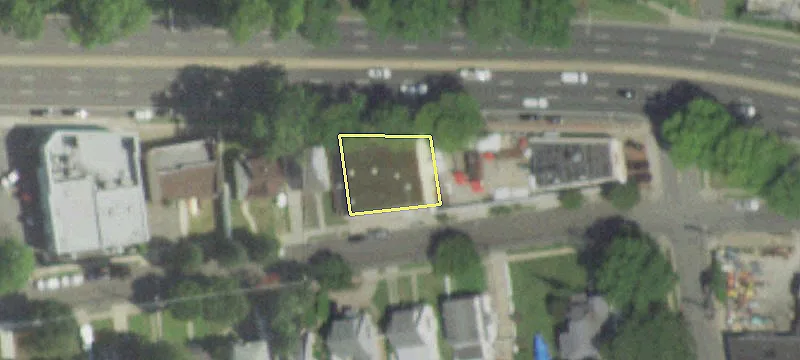 351 Sunrise Hwy
