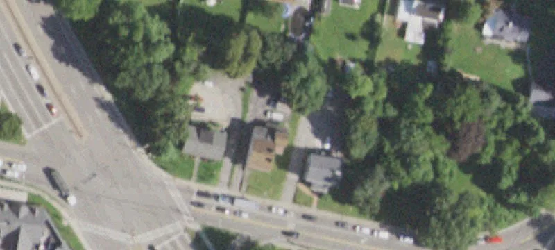 1179 Main St