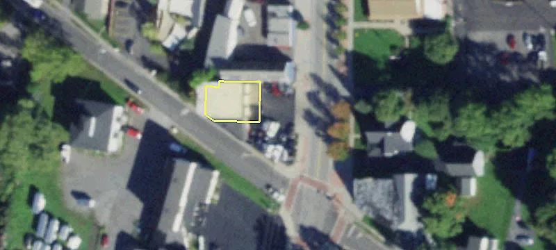 28 Commercial St