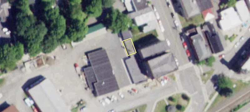 24 Depot Sq