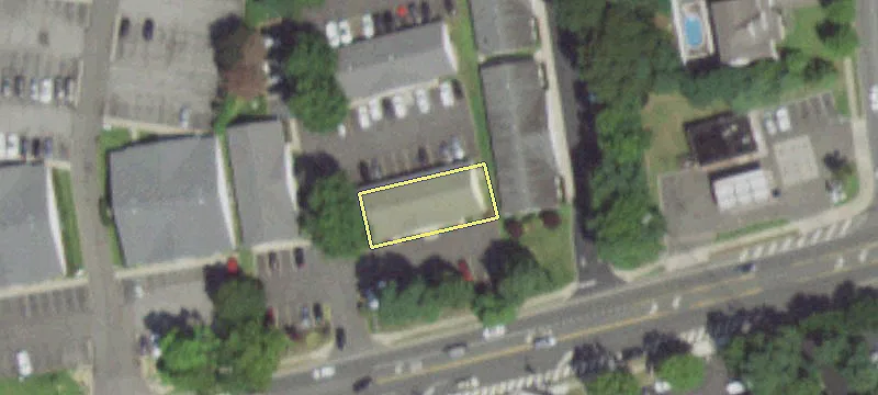 325 Main St