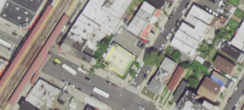 711 Nereid Ave