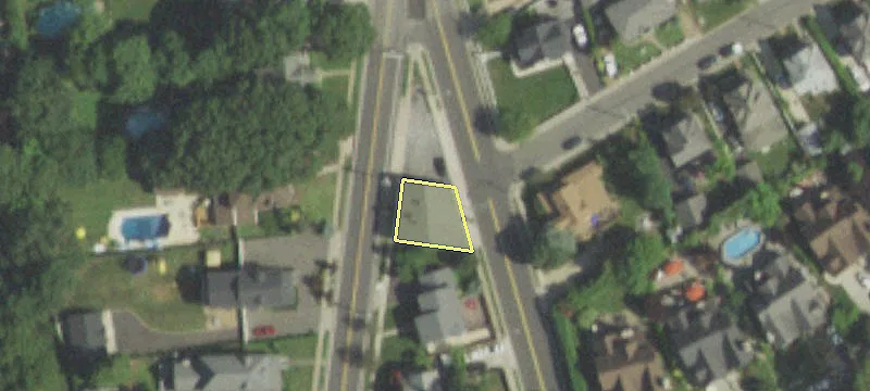 83-85 Rockaway Ave