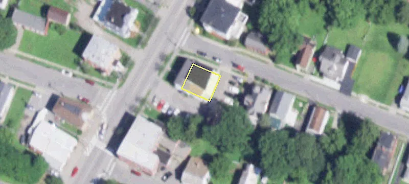 1921 Main St