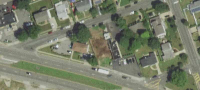 587 Rte 109