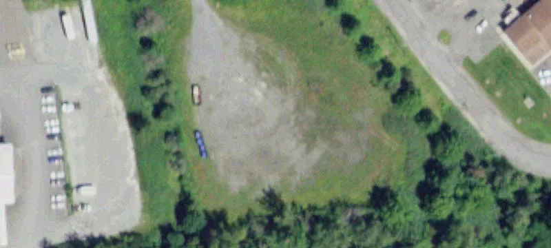 8 Runway Ave