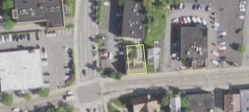14 Raymond Ave