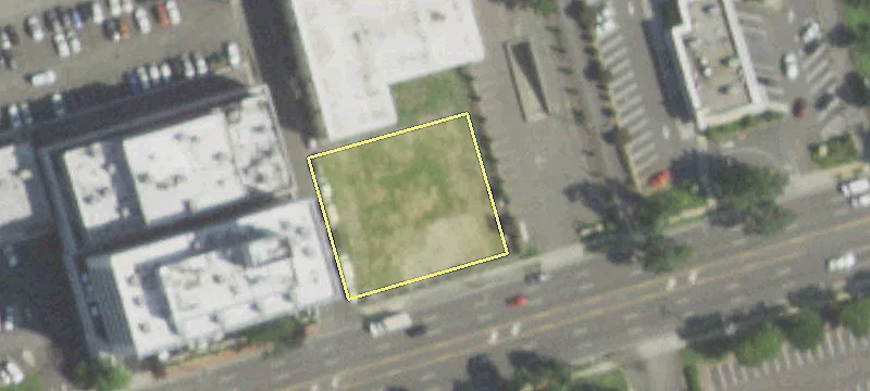 611 Stewart Ave
