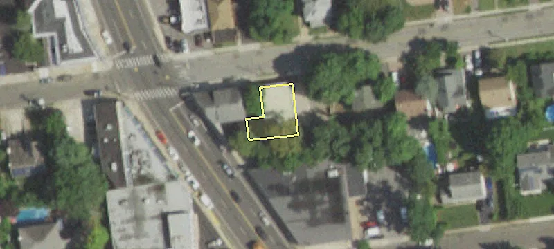 54 Mineola Ave