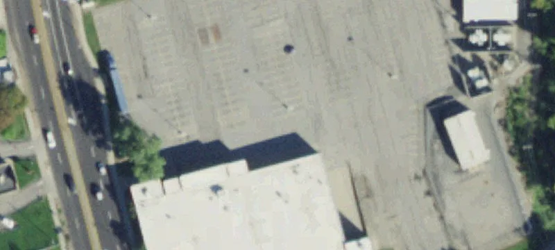 710-714 Lk Ave
