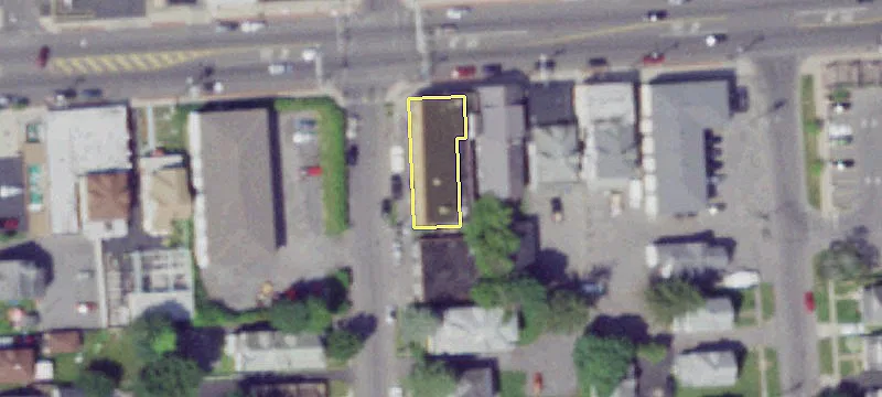 2800 James St Collingwood Ave