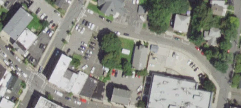 6 Van Duzen Pl