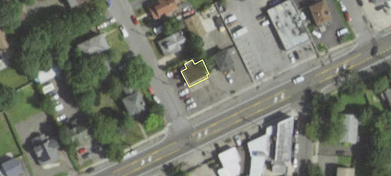 783 Conklin St