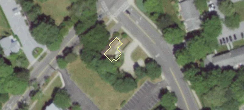 320 Hampton Rd