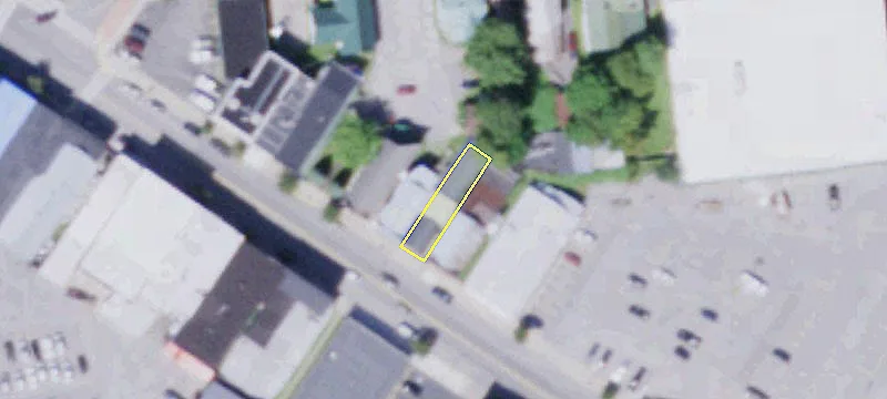 132 Main St